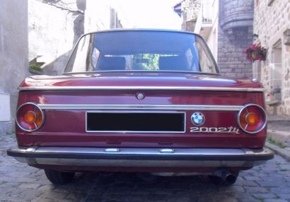 1971 - BMW 2002 TII 
La gamme à deux portes surnommées « 02 » sera lancée chez BMW...