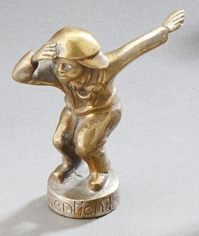 M. BERTIN (1887 - 1955), d'après Mascotte en bronze argenté figurant un Poulbot....