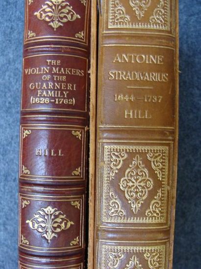 null Deux volumes relatifs à Stradivarius et Guarneri par William E. HILL & sons...