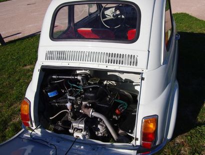 1966 - FIAT Nuova 500 F 110F
La Fiat 500, cette dénomination commerciale connue dans...
