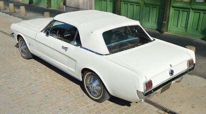 1965 - FORD Mustang Convertible 
C'est le 17 avril 1964 que Ford, alors second constructeur...