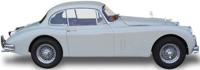 1960 - JAGUAR XK 150 COUPE 3.4 S
Ultime évolution de la série des XK, c'est en mai...