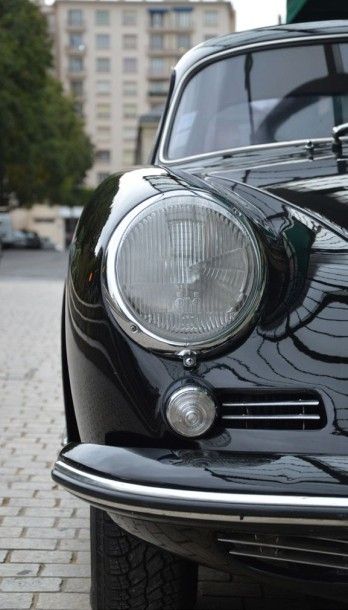 1960 - PORSCHE 356 1600 BT5 
La naissance de la 356 a lieu le 8 Juin 1948 lorsque...