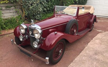 1934 - ALVIS SPEED 20 SC DROPHEAD COUPE
La marque Alvis fut créée en 1920 par Geoffrey...