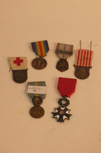 France Lot de 6 médailles:
Chevalier de la Légion d'honneur,
Inter-alliés de la Victoire,...