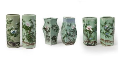 CHINE Six vases à fond céladon décorés en blanc, vert et brun, de fleurs en branches...