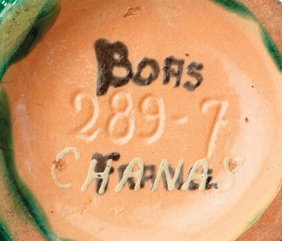 PAUL BONIFAS (1893-1967) Coupe à pans coupés sur talon en faïence émaillée verte...