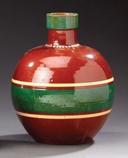 Paul JACQUET (1883-1968) Vase sphérique en terre vernissée à décor moderniste émaillé...