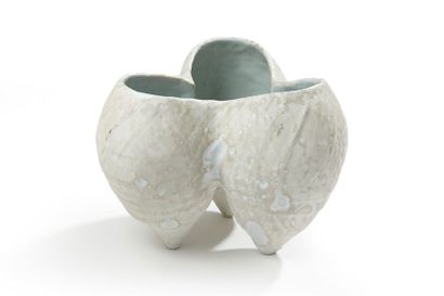 Françoise BLAIN (XX) Vase tripode blanc, émail blanc laiteux 2014 H: 22 cm