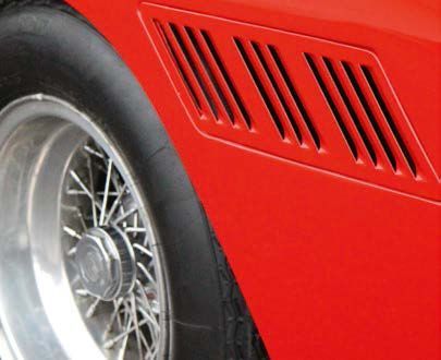 null 1964 - Ferrari 330 GT 2+2
«Quatre fauteuils d'orchestre devant un V12»
En 1960,...