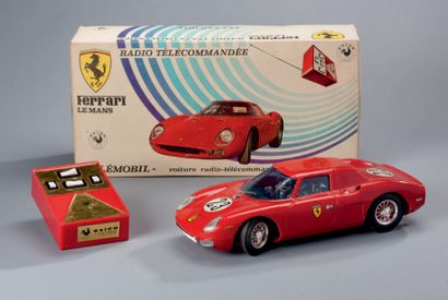 EXICO Ferrari 250 LM radio-commandée, n°23, de couleur rouge
Jouet en excellent état...
