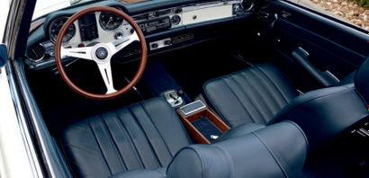 1969 - MERCEDES 280 SL PAGODE «Le cabriolet qui porte le nom de son toit»
Marque:...