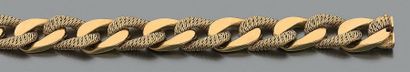 MELLERIO Bracelet articulé en or jaune composé d'une alternance de maillons tressés...
