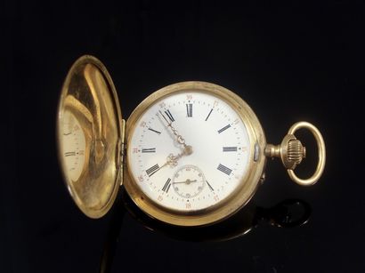null Grande montre de poche en or jaune 18k, cadran en émail, chiffres romains, dos...