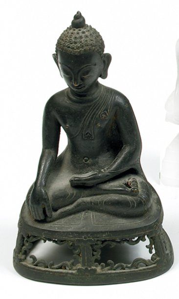 Buddha Bronze. H.: 18,5 cm ca 18°-19° siècles...