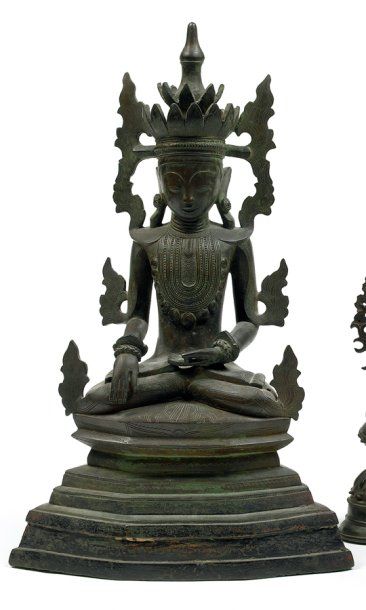 null Buddha Bronze. H.: 38 cm Birmanie / Myanmar. ca 18°-19° siècles Grand Buddha...