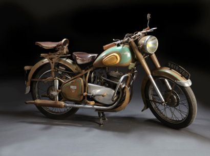 1951 - France Motor Cycles Griffon 676 TC4 Marque: FRANCE MOTOR CYCLES
Modèle: GRIFFON...