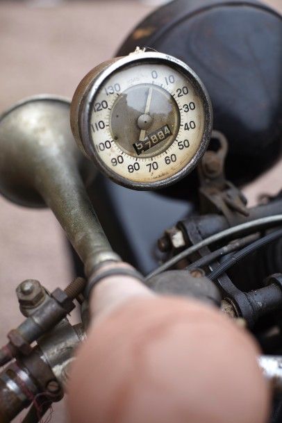 1935 - Stylson RG 500 Marque: STYLSON
Modèle: RG
Numéro de série: 141
Numéro de moteur:...