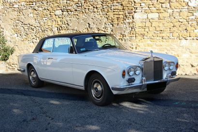 1976 - ROLLS ROYCE CORNICHE COUPÉ ex-César Comme en atteste sa plaque, cette Rolls-Royce...