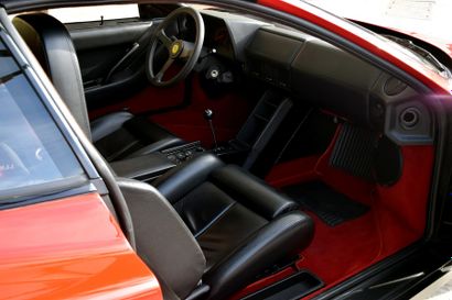 1990 - FERRARI TESTAROSSA Mise en circulation le 12 janvier 1990, cette Ferrari Testarossa...