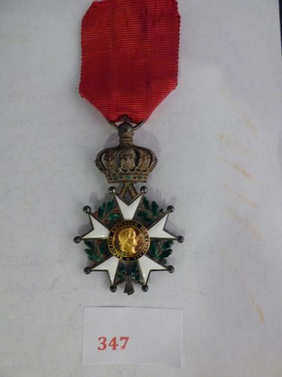 France Ordre de la Légion d'honneur Étoile de Chevalier, dit des Cent-Gardes.
Argent,...
