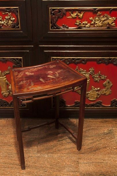 null Table d'appoint en bois exotique, plateau décoré