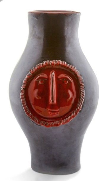 ROBERT (1930-2008) et JEAN (né en 1930) CLOUTIER Important vase modèle «Gigi» en...