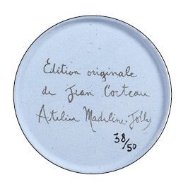 Jean COCTEAU (1889-1963) Plat «Petit faune joyeux sur bleu»
Edition originale de...