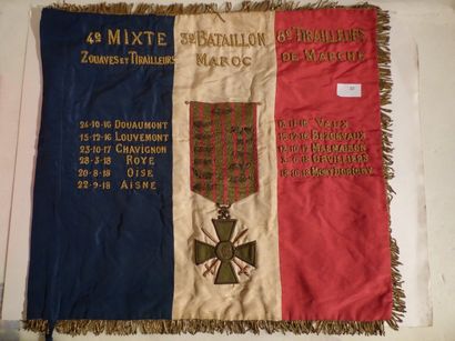 null «4è Mixte Zouaves et Tirailleurs, 3è Bataillon Maroc, 8è Tirailleurs de Marche»...
