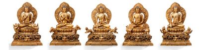 NEPAL - DÉBUT XXE SIÈCLE Rare ensemble de cinq Tathagatas
Bronze doré.
H: 36 cm -...