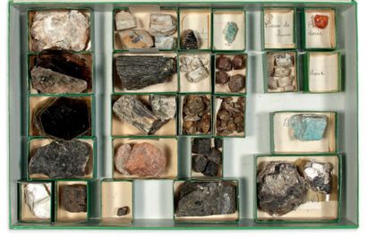 null Collection de trois coffrets de minéraux et roches volcaniques