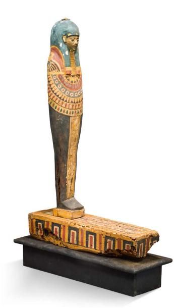 null STATUETTE DE PTAH SOKAR OSIRIS momiforme portant une colonne d'inscriptions...