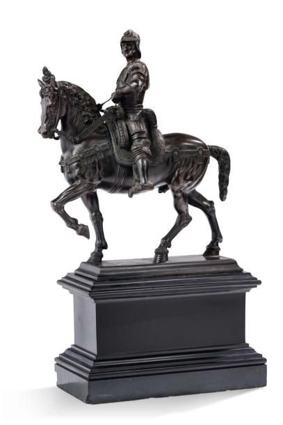 null STATUE ÉQUESTRE en bronze ciselé et patiné représentant le Comte Bartéolomeo...