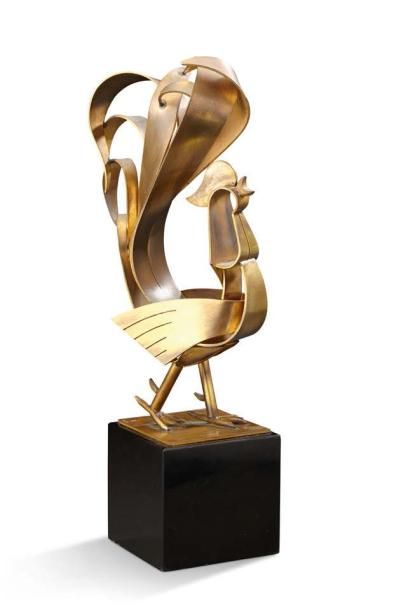 RAYMOND SUBES (1891-1970) Sculpture en laiton doré figurant un coq.
Base en marbre...