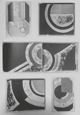 PAUL EMILE BRANDT (1880-1954) Etui à cigarette laqué noir et gris à décor géometrique...
