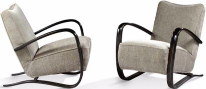 JINDRICH HALABALA (1903-1978) Paire de fauteuils modèle «H269» en bois courbé teinté...