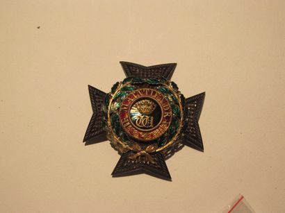 null Luxembourg Ordre de la Couronne de Chêne. Plaque de Grand-Croix. Argent, or,...