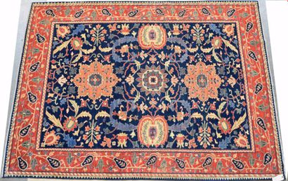 SULTANABAD (Égypte)
Original tapis à décor...
