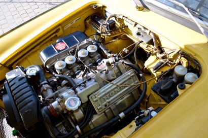 1968 - HONDA S800 CABRIOLET Une très rare version cabriolet
Seulement 2 propriétaires...