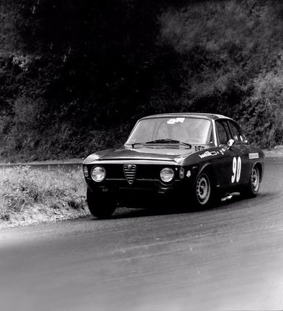 1965 - ALFA ROMEO GIULIA SPRINT GTA Seulement 501 exemplaires produits 3 propriétaires...