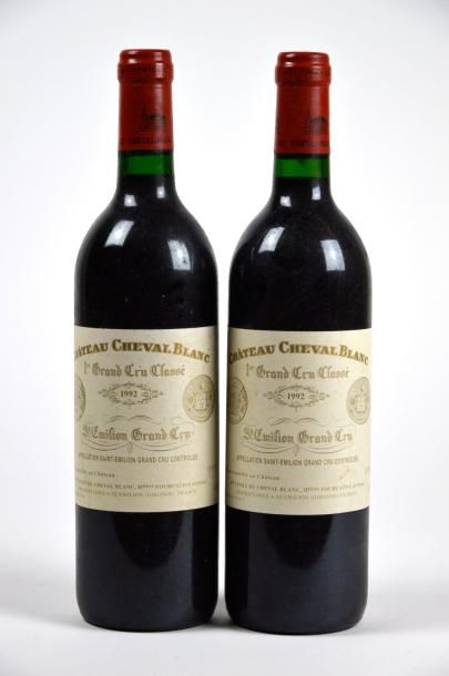 null 2 B CHÂTEAU CHEVAL BLANC (e.t. légères) GCC1A St Emilion 1992