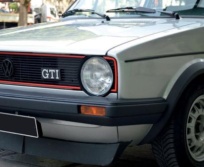 1981 - VOLKSWAGEN GOLF GTI 1600 Un rare exemplaire de Golf GTI du millésime 1981
Restauration...