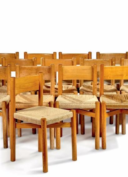 Charlotte PERRIAND (1903-1999) 
Suite de douze chaises modèle «Méribel» structure...