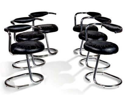Giotto STOPPINO (1926-2011) 
Suite de six chaises modèle «Cobra», structure en métal...