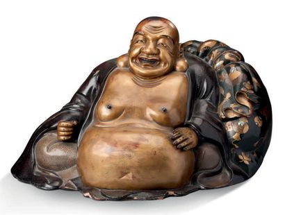 null PUTAÏ
Bouddha rieur assis en aisance royale, une main sur le ventre et l'autre...