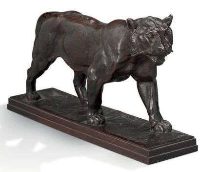 Antoine Louis Barye (1796-1875) Lion et lionne marchant
Deux bronzes
H: 22 - L: 39...