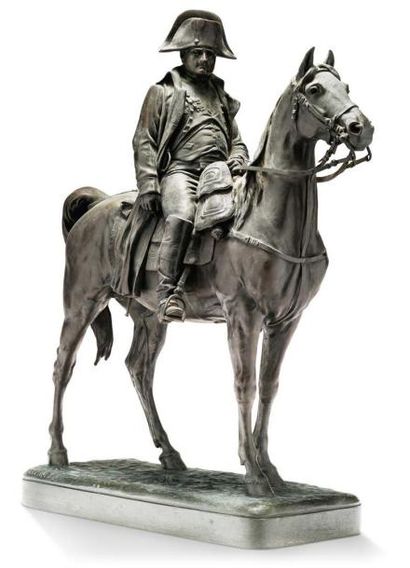 MASSON JULES-EDMOND (1871-1932) L'Empereur Napoléon Ier à cheval.
Bronze à patine...