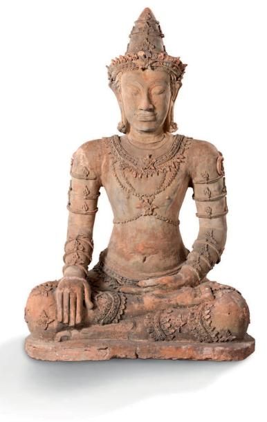 THAILANDE XIXe SIÈCLE Bouddha paré assis dans la position de la prise de la terre...
