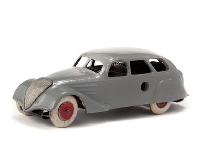 AR (AUTAJON & ROUSTAN) 
PEUGEOT 402 - 1939, Limousine, mécanique, pneus blancs, repeinte...