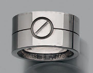 CARTIER «Love»
Large anneau en or gris 18k (750).
Signé et numéroté
Tour de doigt:...
